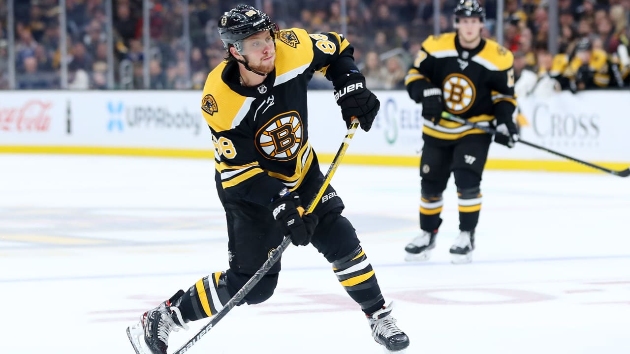 Tir de pénalité de Pastrnak