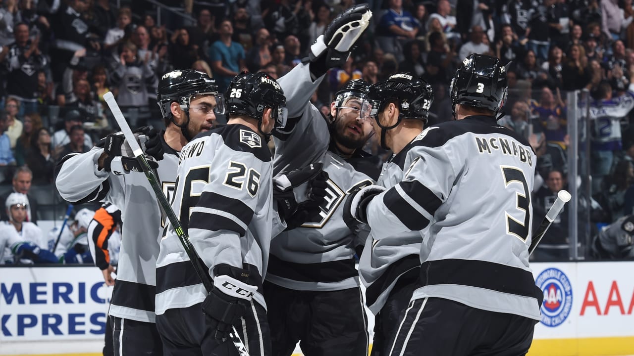 Carter leads LA Kings past Canucks in shootout