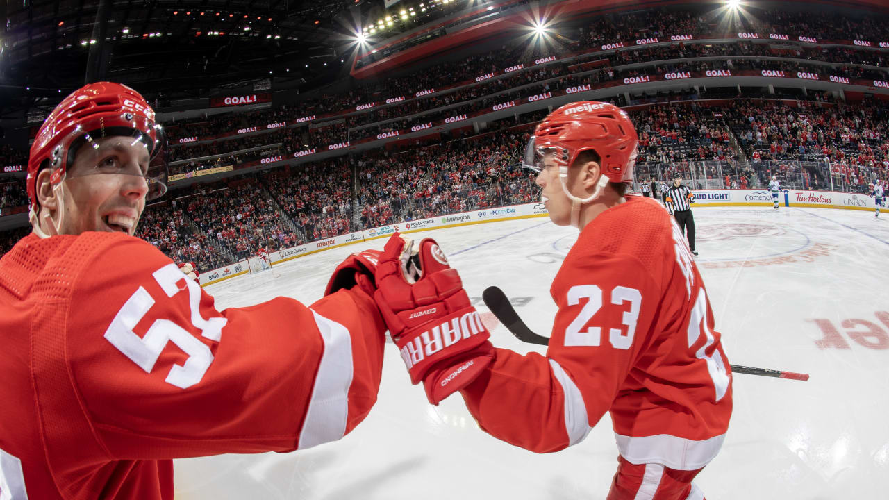 Canucks vs Red Wings: Exciting Overtime Penalty Goal Makes History