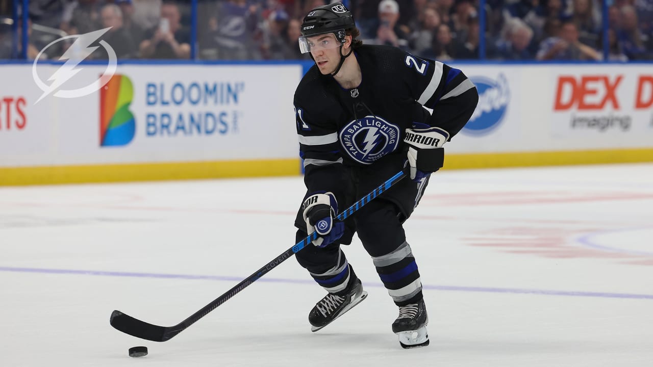 Nuts & Bolts Bolts rock their third jersey threads vs. Islanders