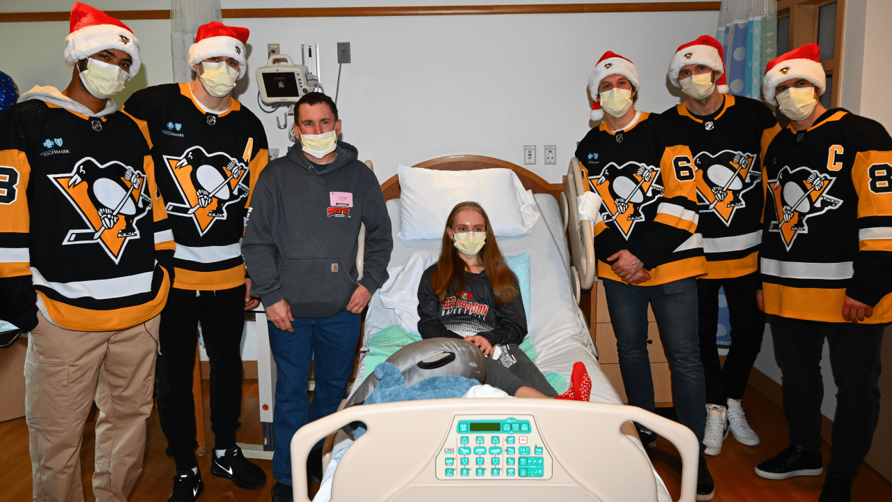 Stanley Cup Visits Children's Hospital, Brightens Day Of Patients