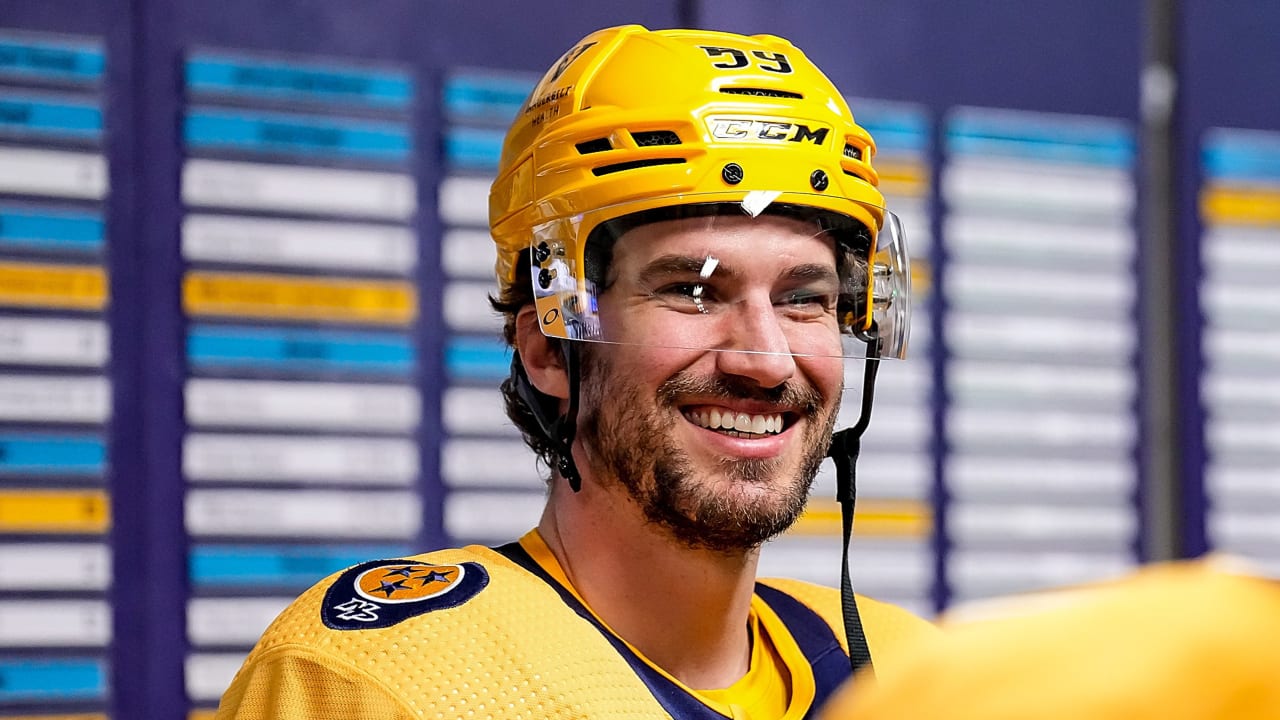 Verstecktes Talent tritt bei Roman Josi zu Tage | NHL.com/de