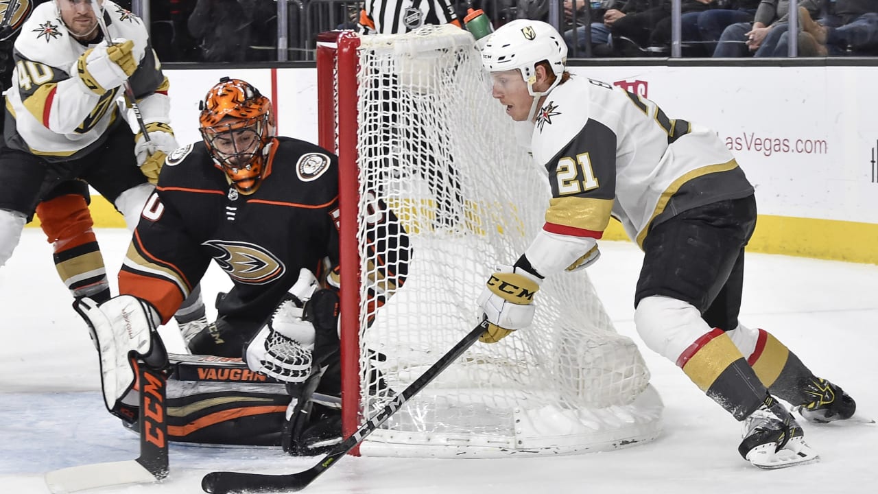 Panthers beat Ducks in OT despite 52 saves by John Gibson