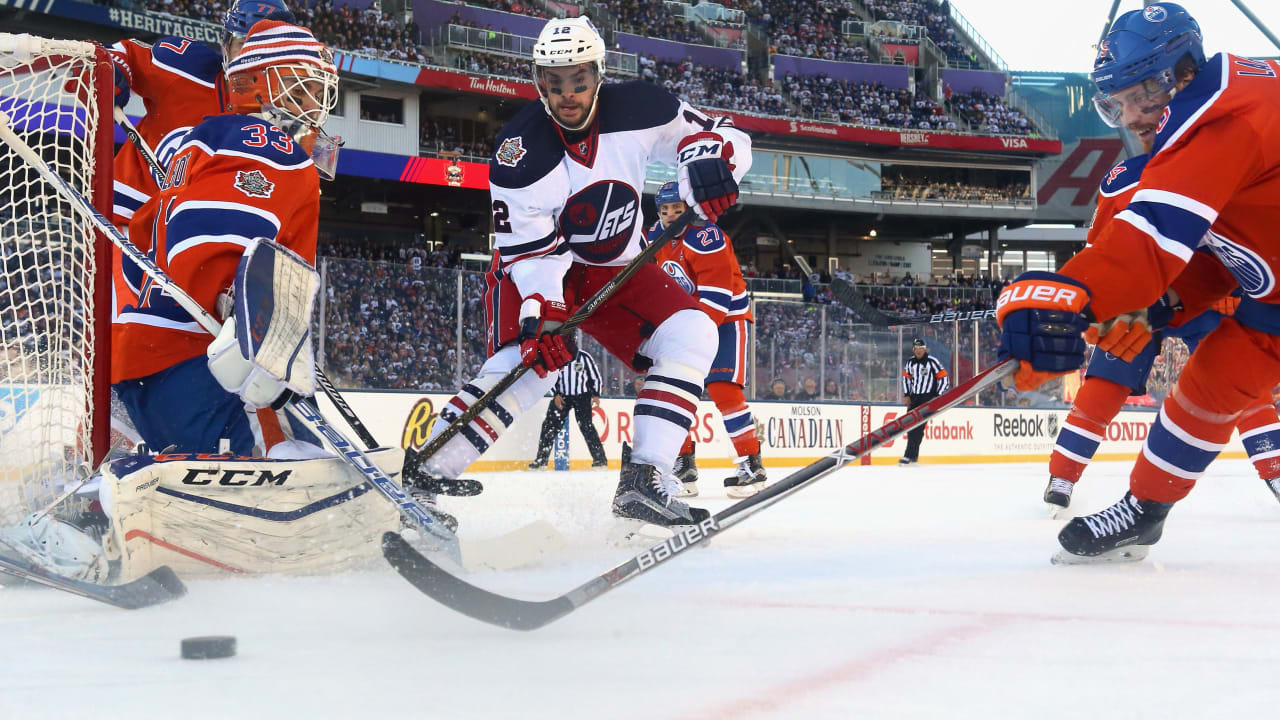 NHL ROUNDUP: Oilers shut out Jets in outdoor Heritage Classic – Macomb Daily