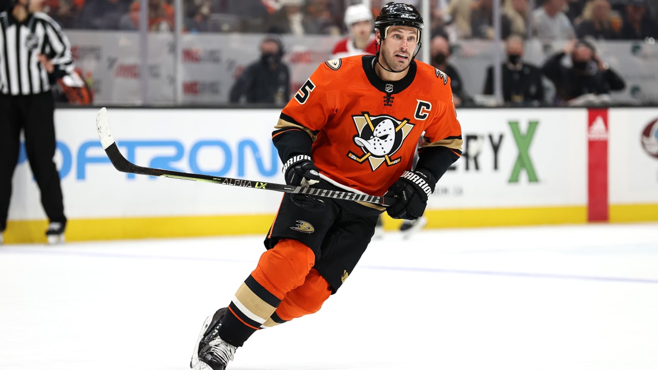 NHL On Tap: Getzlaf Can Score 1,000th NHL Point When Ducks Host ...