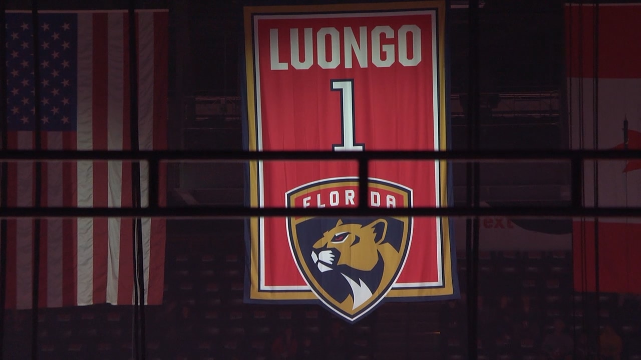 Roberto Luongo 'humbled' as Panthers raise No. 1 jersey to rafters