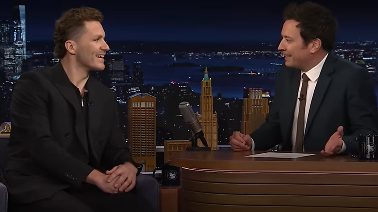 Tkachuk chats 4 Nations, hockey family on 'Tonight Show with Jimmy Fallon'  | NHL.com