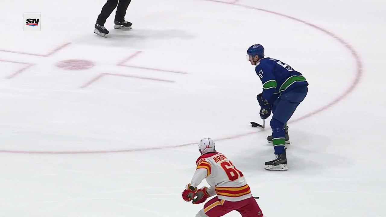 CGYVAN Myers scores goal against Jacob Markstrom Vancouver Canucks