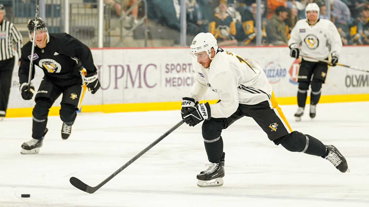Golden Knights forward Reilly Smith traded to Pittsburgh for draft