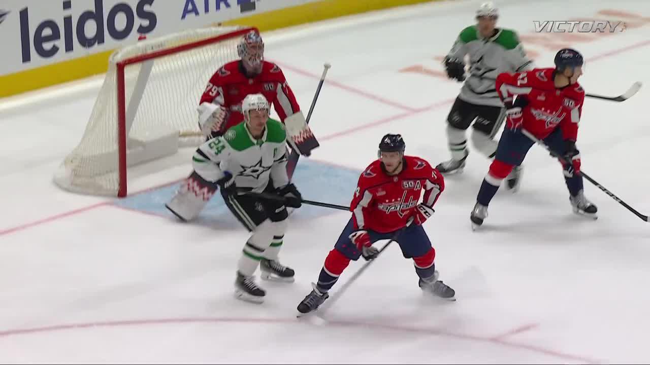 DALWSH Robertson scores goal against Charlie Lindgren Dallas Stars