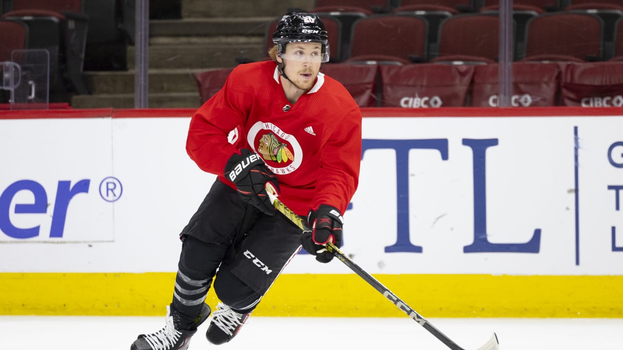 BLOG Pitlick Joins First Line in Morning Skate with Blackhawks