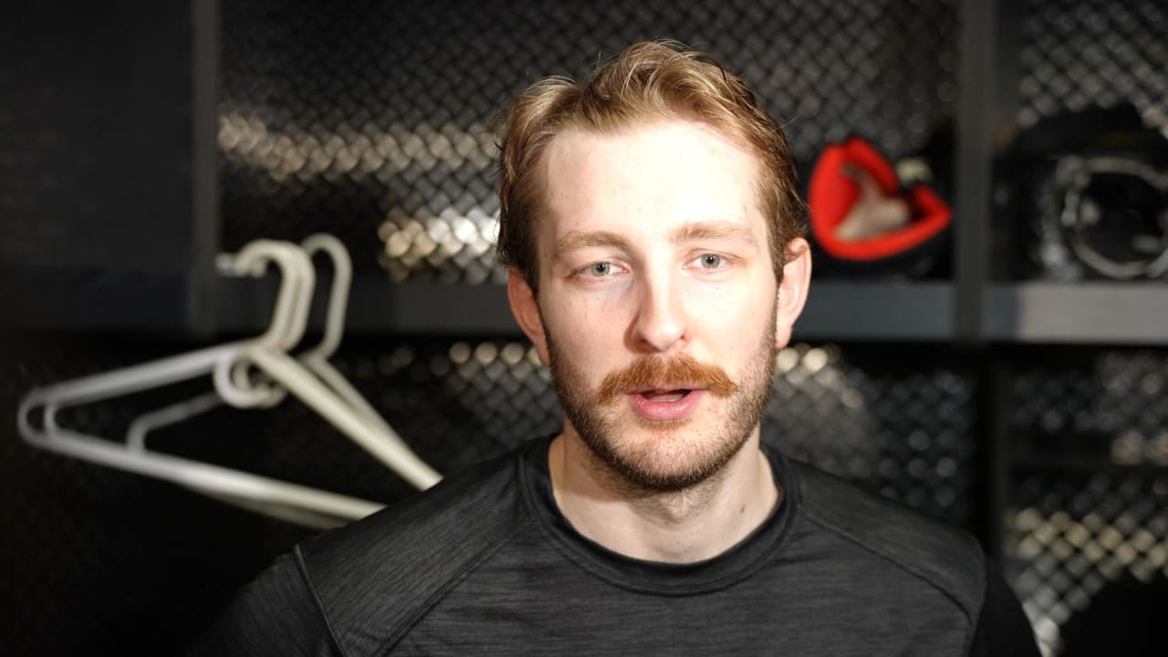 Locker Room Raw: Linus Ullmark | Boston Bruins