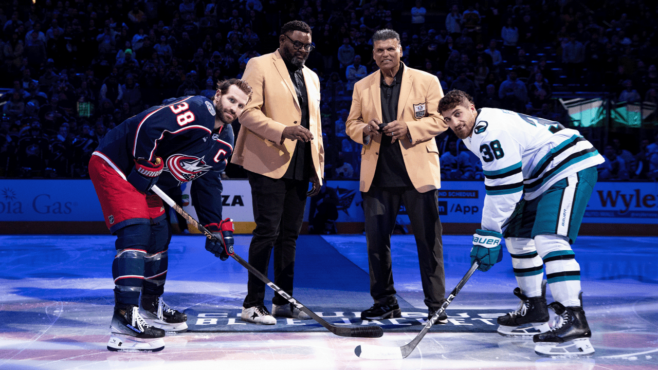 NFL Hall of Famers Puck Drop