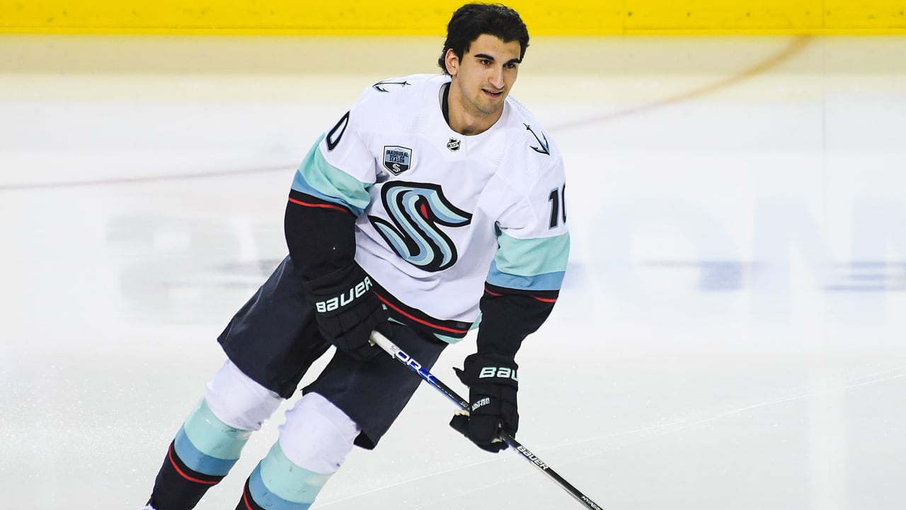 Beniers takes ice for rookie lap before first Kraken game