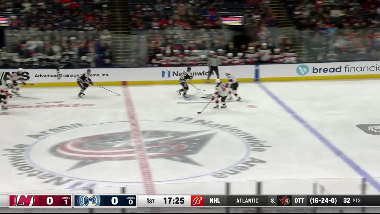 Cole Sillinger with a Short Goal vs. New Jersey Devils | NHL.com