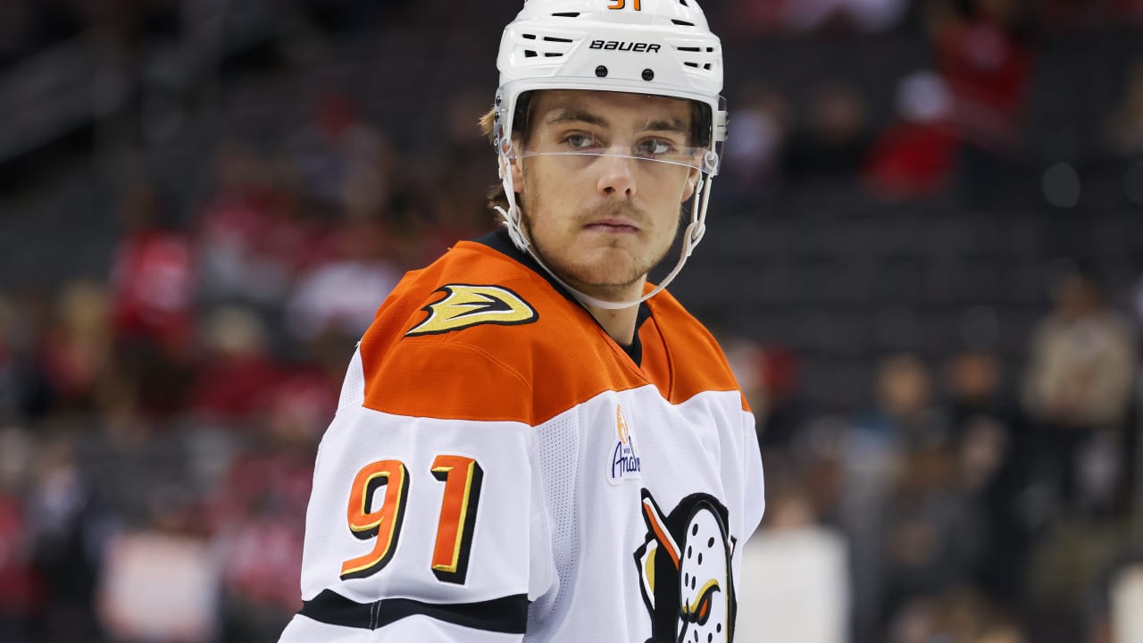 Selektiv matchning ett bra verktyg – hjälpte Leo Carlsson | NHL.com/sv