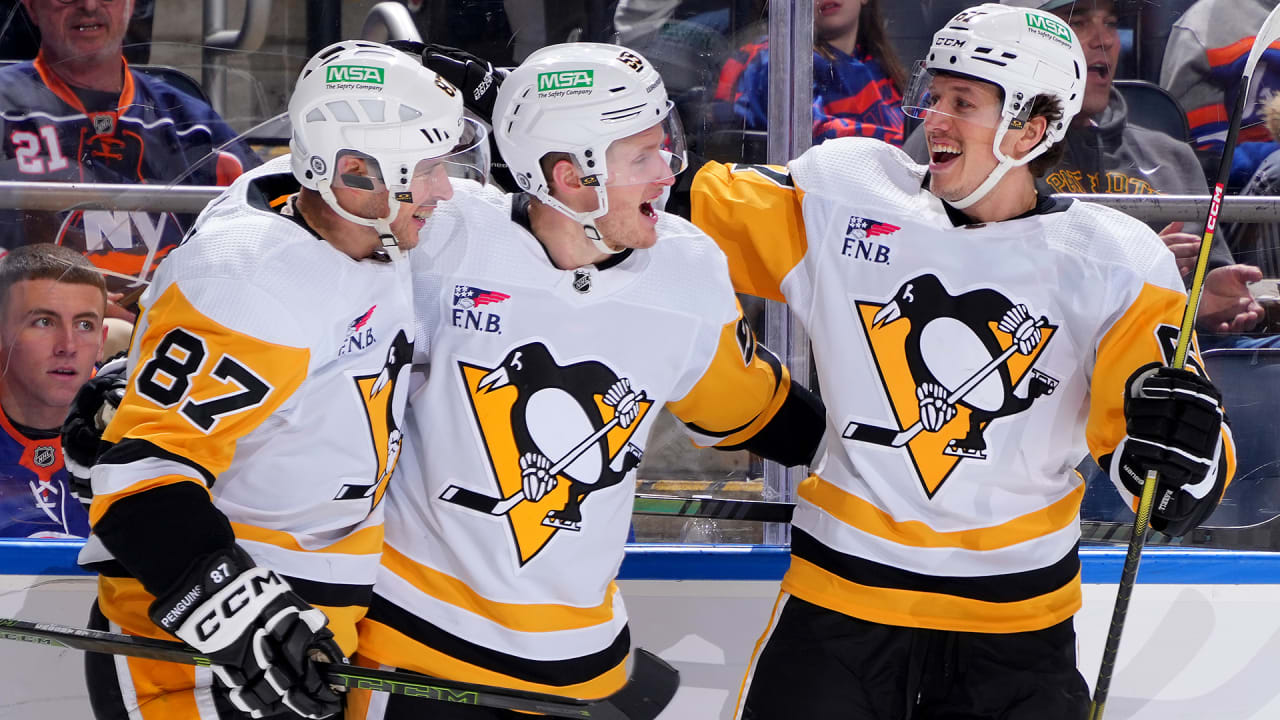 Guentzel Scores Two Quick Goals | NHL.com