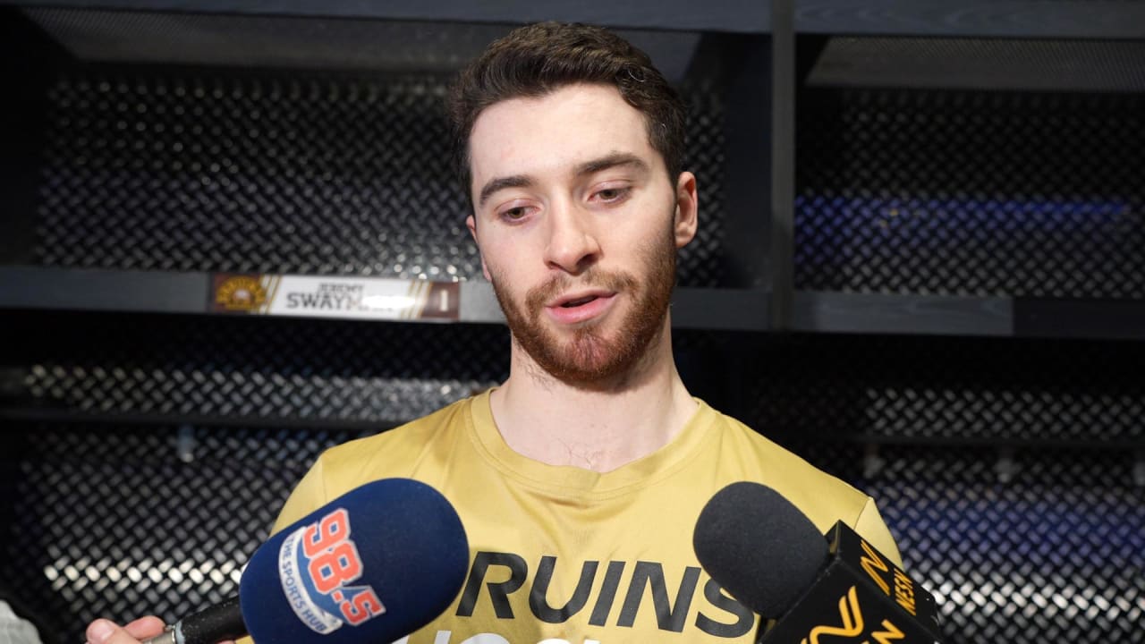 Locker Room Raw: Jeremy Swayman | Boston Bruins