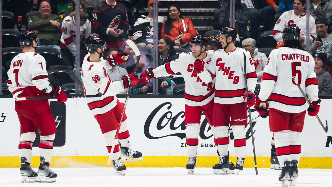 Hall scores hat trick in 3rd, Hurricanes stay hot with win against Ducks | NHL.com