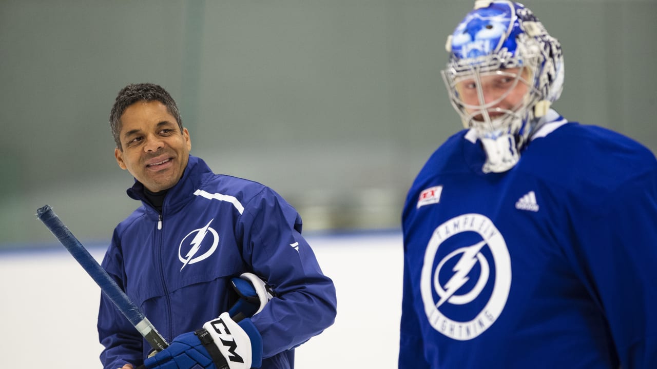 How Frantz Jean has helped guide the Bolts' goaltending tandem in