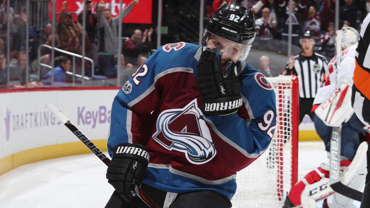 Landeskog's hat trick leads Avalanche to 7-1 win over Jets