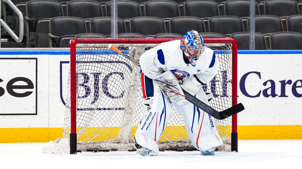 Isles Day-to-Day: Sorokin to Start vs Blues | New York Islanders