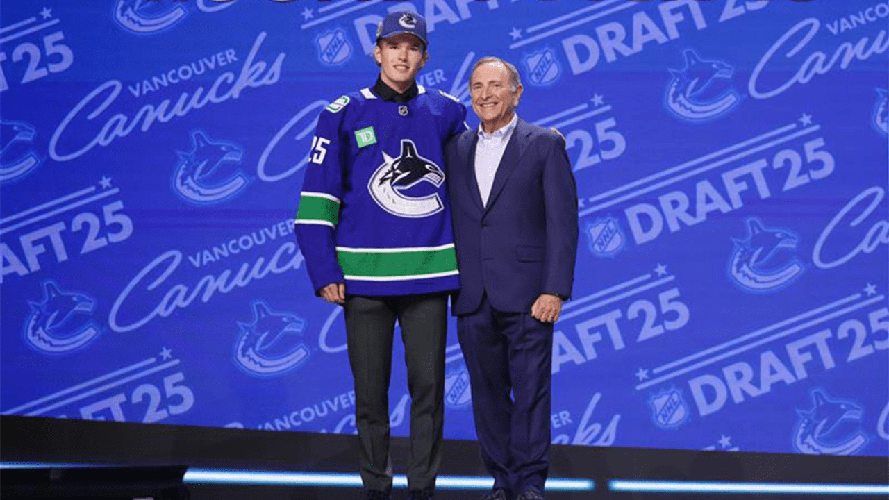Vancouver Canucks Select Braeden Cootes 15th Overall in the NHL Entry Draft | Vancouver Canucks