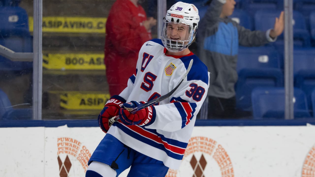 How Cole Eiserman has become a top 2024 NHL Draft prospect