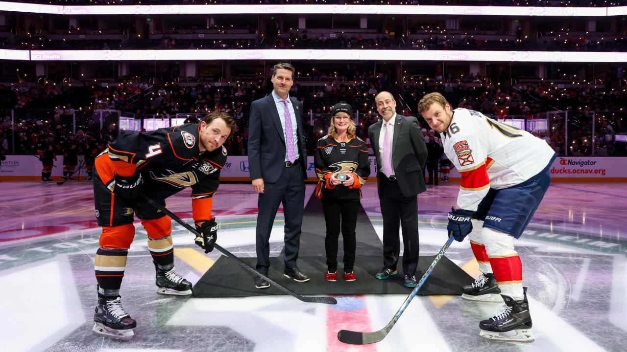 Ducks' Hockey Fights Cancer night | NHL.com