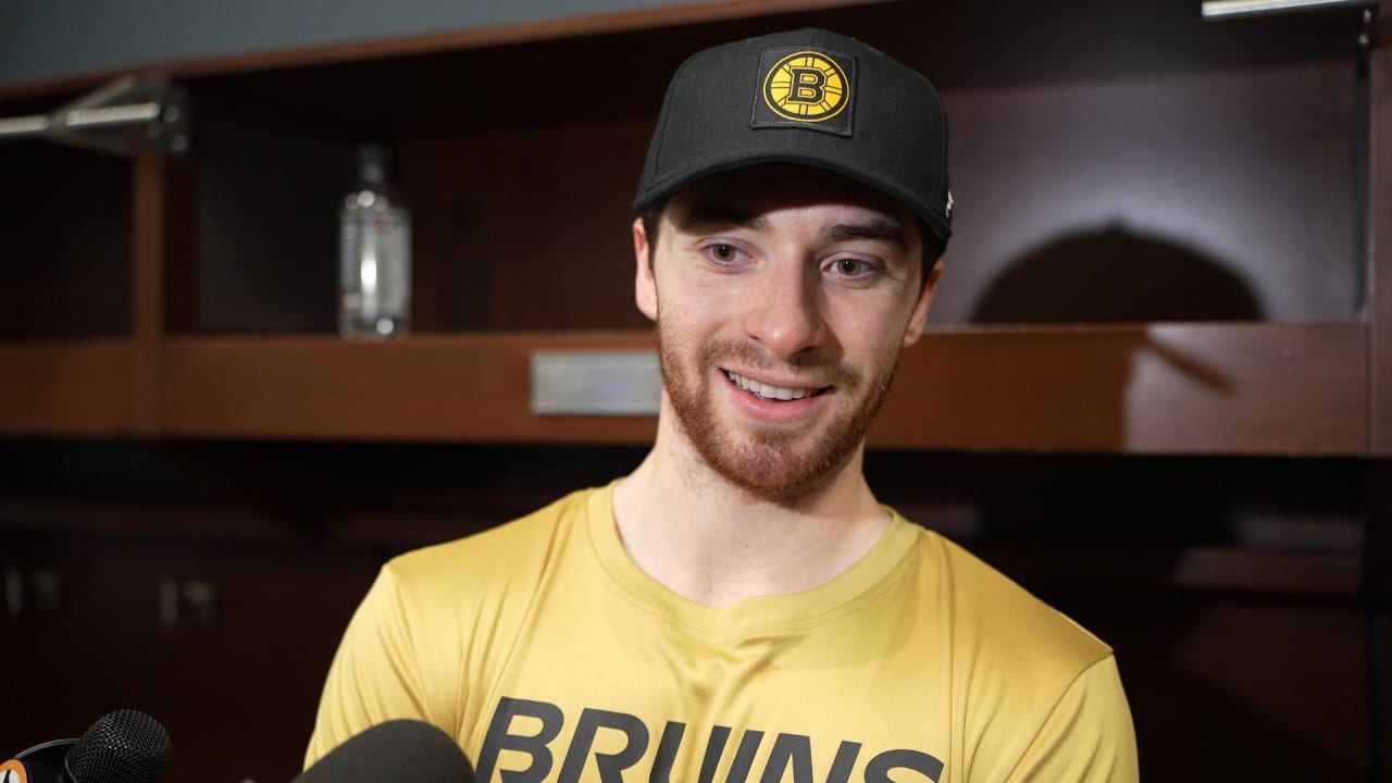 Locker Room Raw: Jeremy Swayman | Boston Bruins