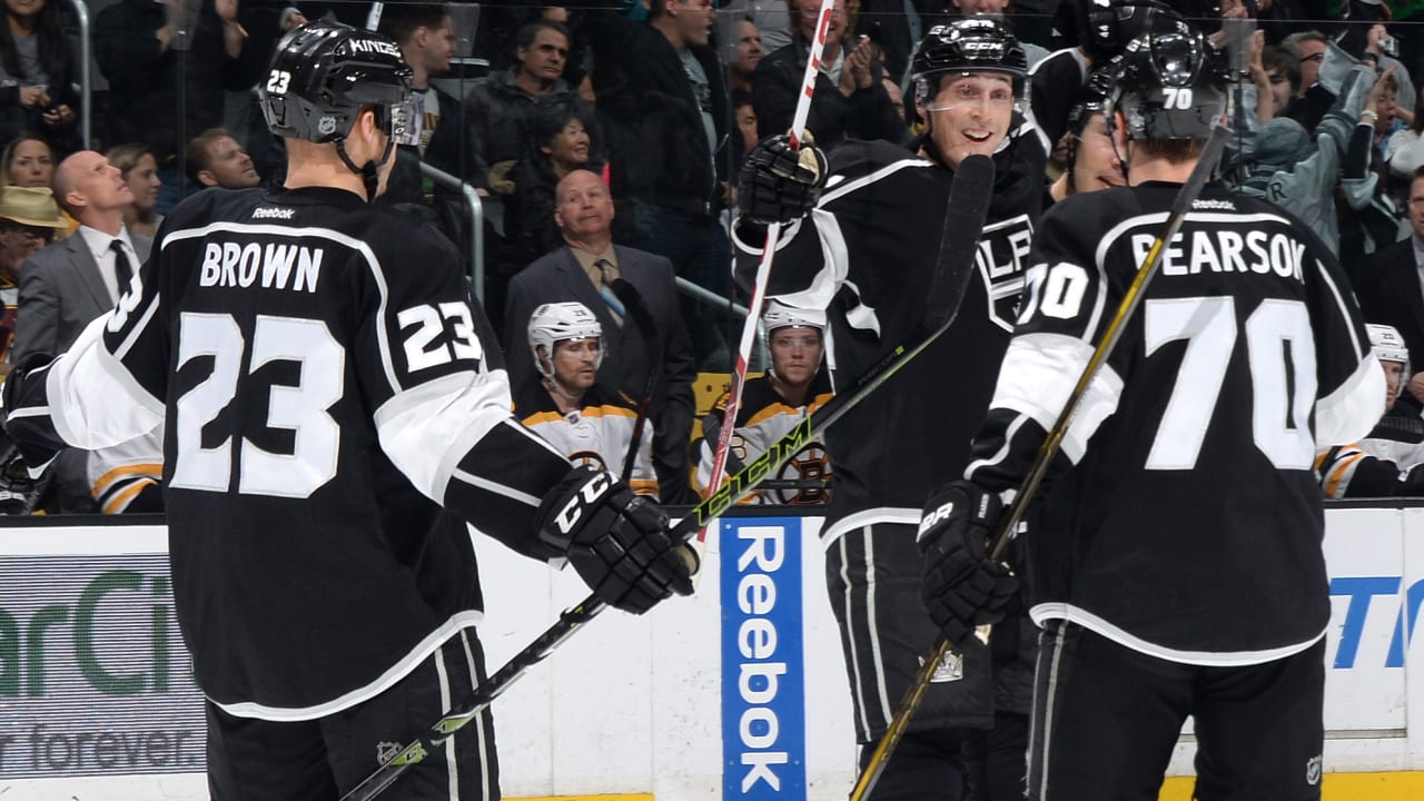 Kings rout Devils to clinch 1st Stanley Cup