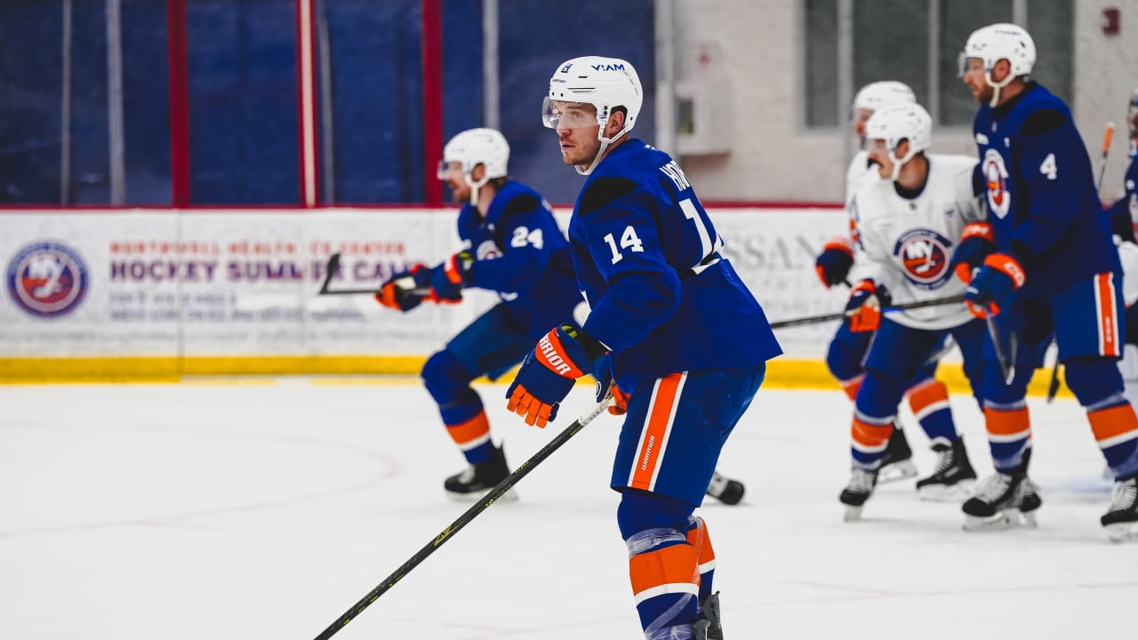 Isles Day-to-Day: Sorokin to Start vs Flyers | Νησιώτες της Νέας Υόρκης