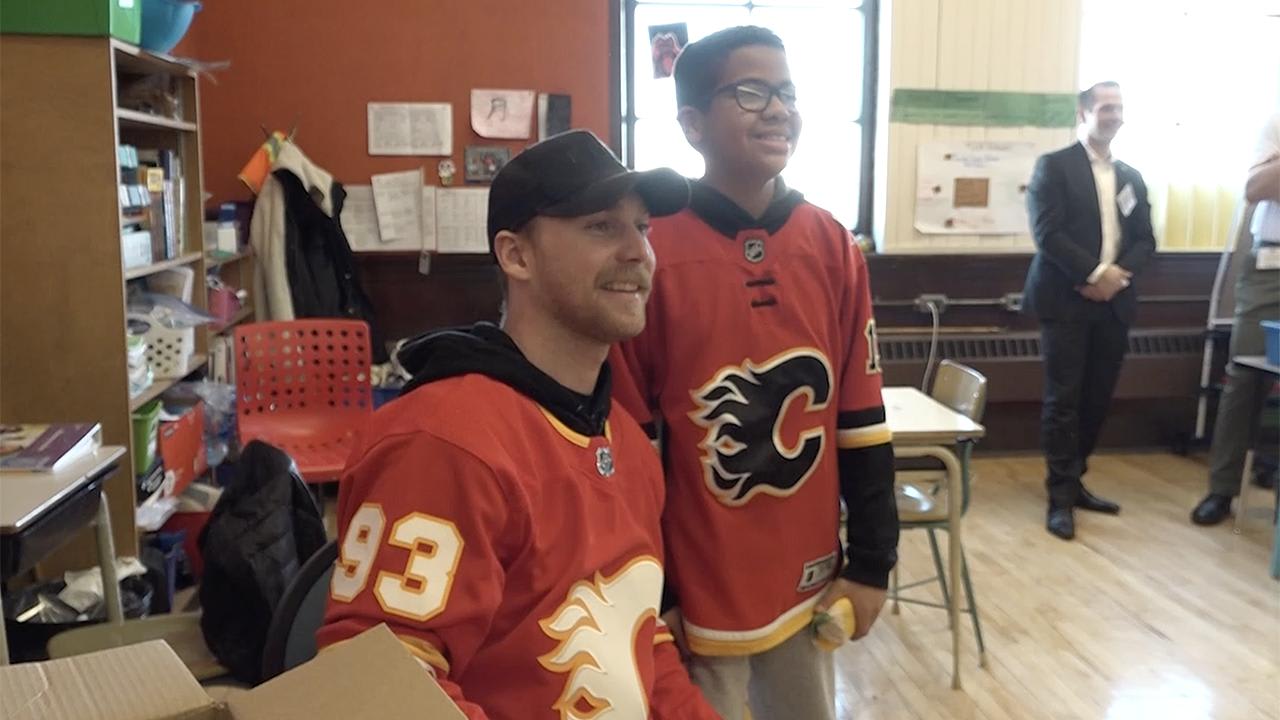 Calgary Flames on X: “I'm happy playing anywhere the coach wants me to  play. I'm just as comfortable at wing as I am at center.” - Sam Bennett on  his versatility  /