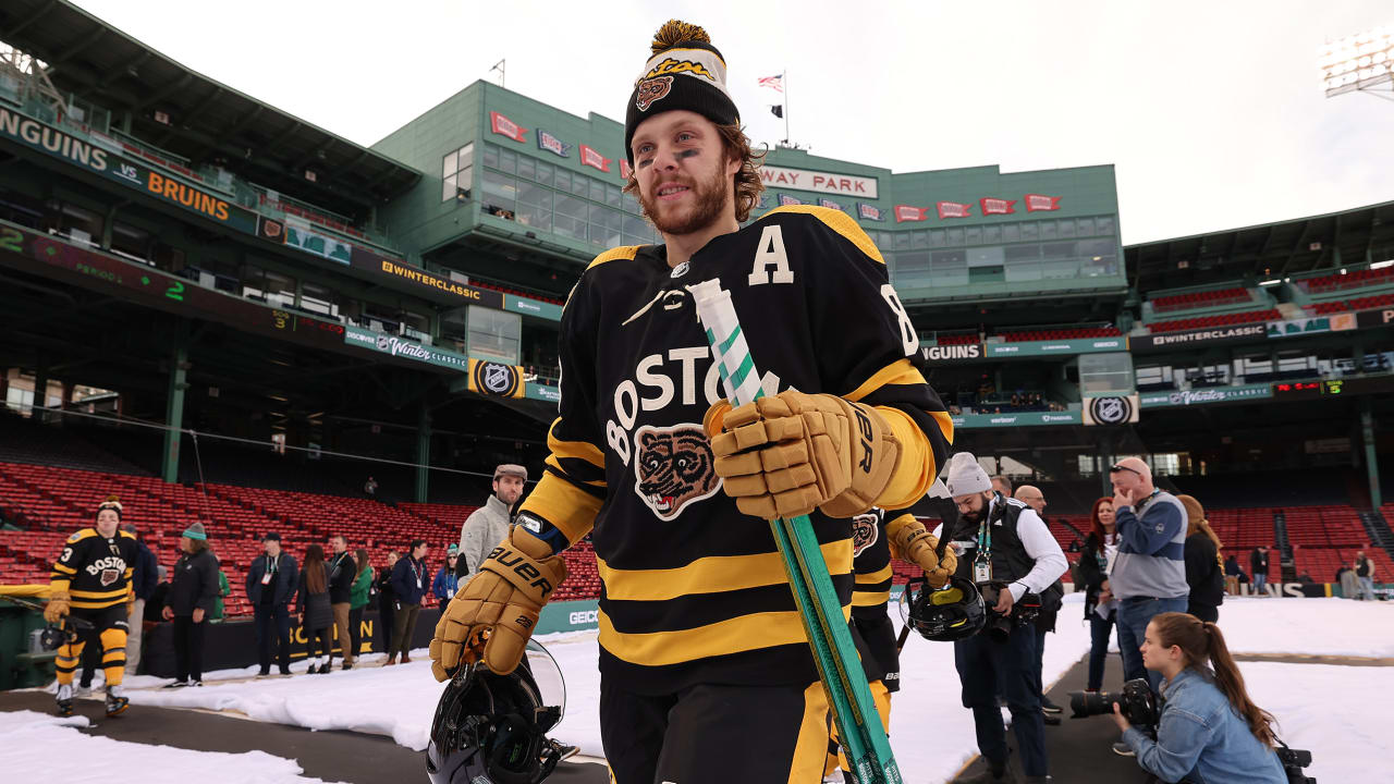 Pastrnak pays homage to Red Sox, Ortiz with Winter Classic equipment NHL 