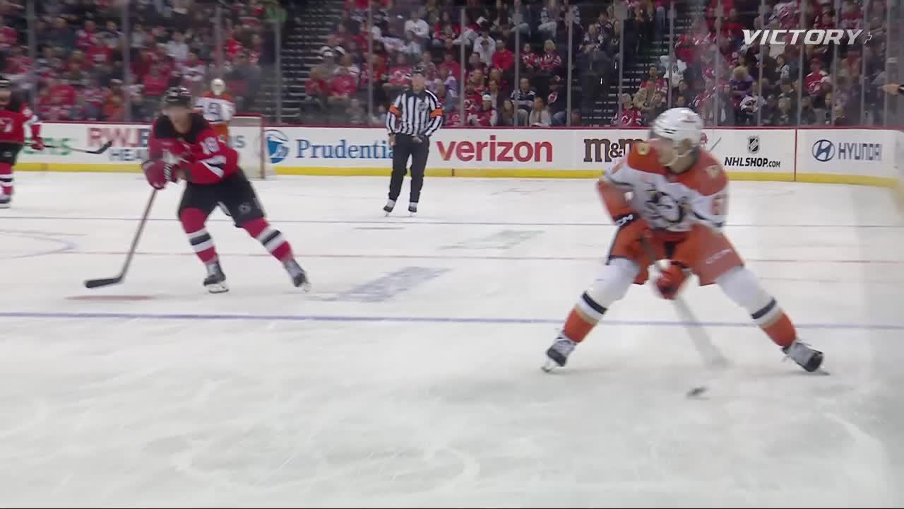 ANANJD Strome scores goal against Jacob Markstrom Anaheim Ducks