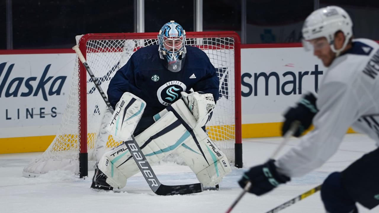 Philipp Grubauer im Interview