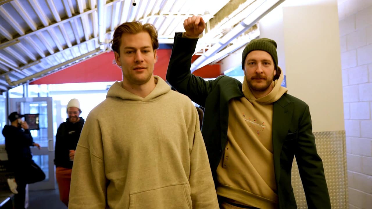Jetblue check in buzzer beater boston bruins