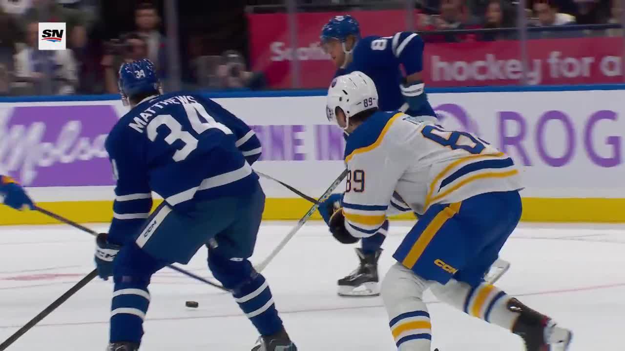 Auston Matthews With A Hat Trick Vs Buffalo Sabres Toronto Maple Leafs 2254