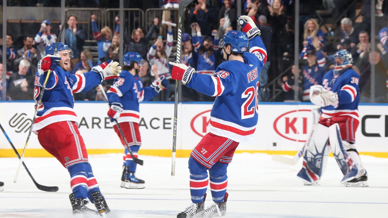 New York Rangers hold off Canucks for third straight win