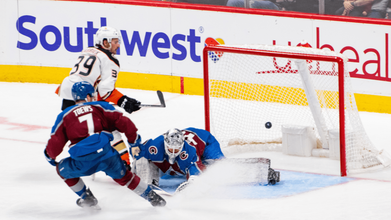 Ducks sign Sam Carrick to 2-year, $1.7-million contract extension