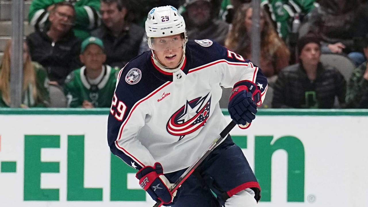Blue Jackets Continue Using Patrik Laine at Center: It's Working