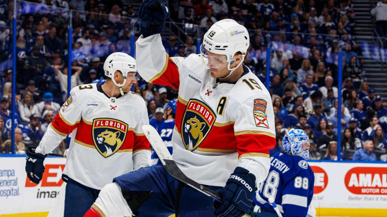 Tkachuk, Panthers ease past Lightning in Game 1 of Eastern 1st Round | NHL.com