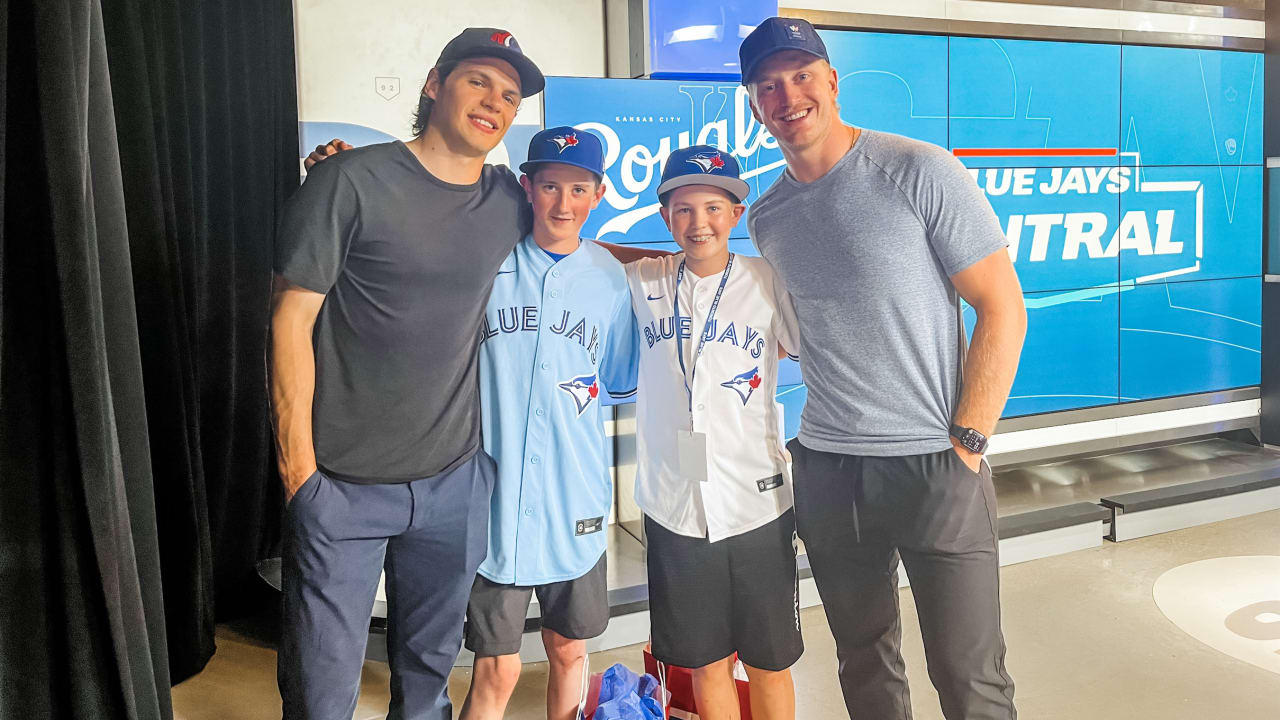 Blue Jays release touching Father's Day video on Kevin Gausman