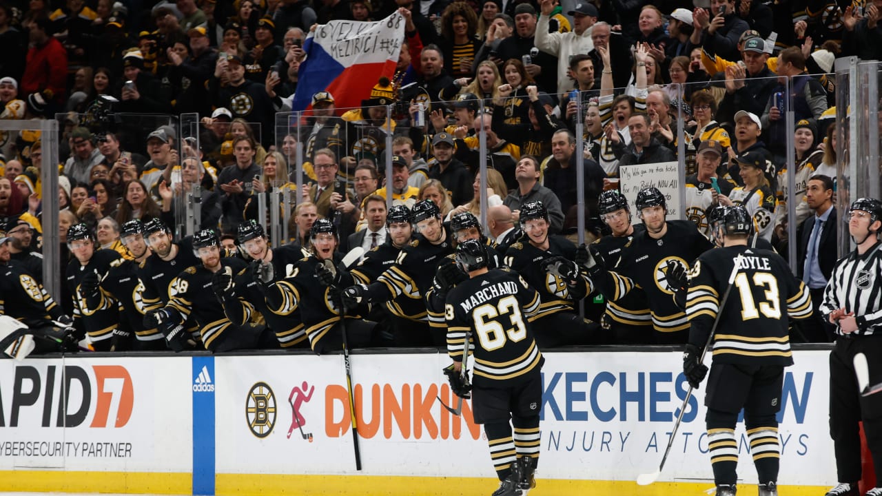 Bruins Bounce Back with Shutout of League-Best Canucks | Boston Bruins