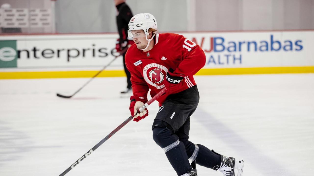 Holtz Faster, Mentally Stronger this Camp FEATURE New Jersey Devils