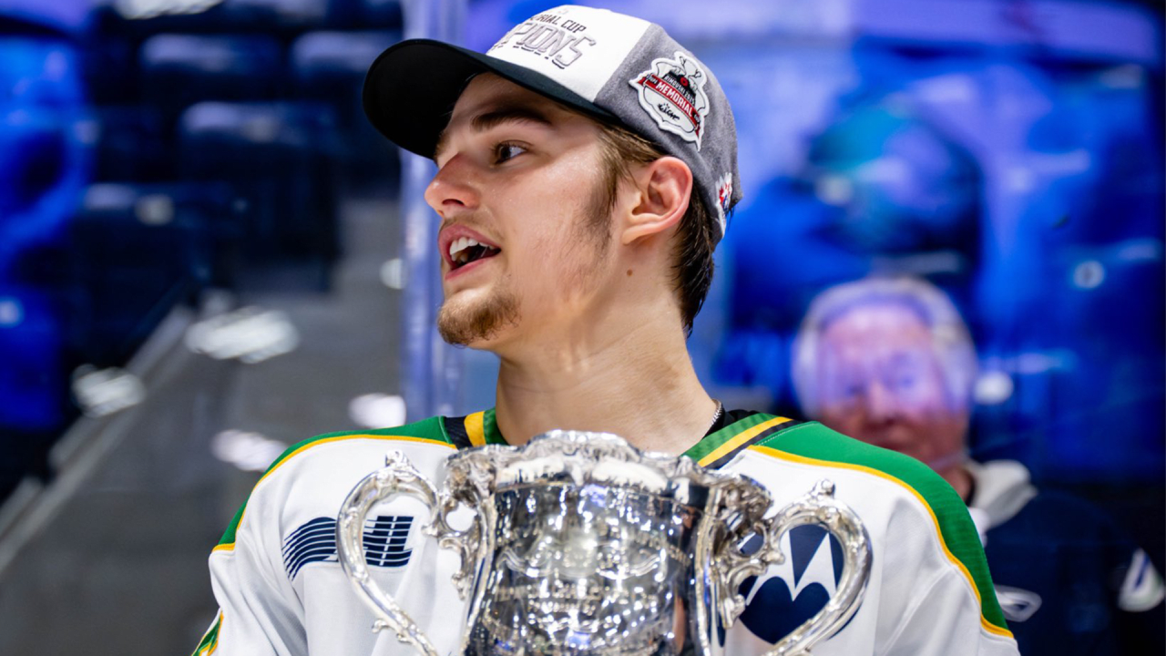 Farm Report: Barkey Delivers Memorial Cup to London | Philadelphia Flyers