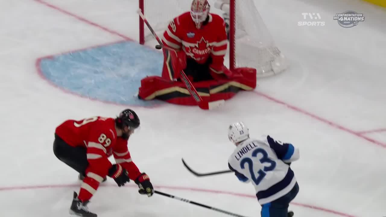 CANFIN Lindell marque un but contre Jordan Binnington