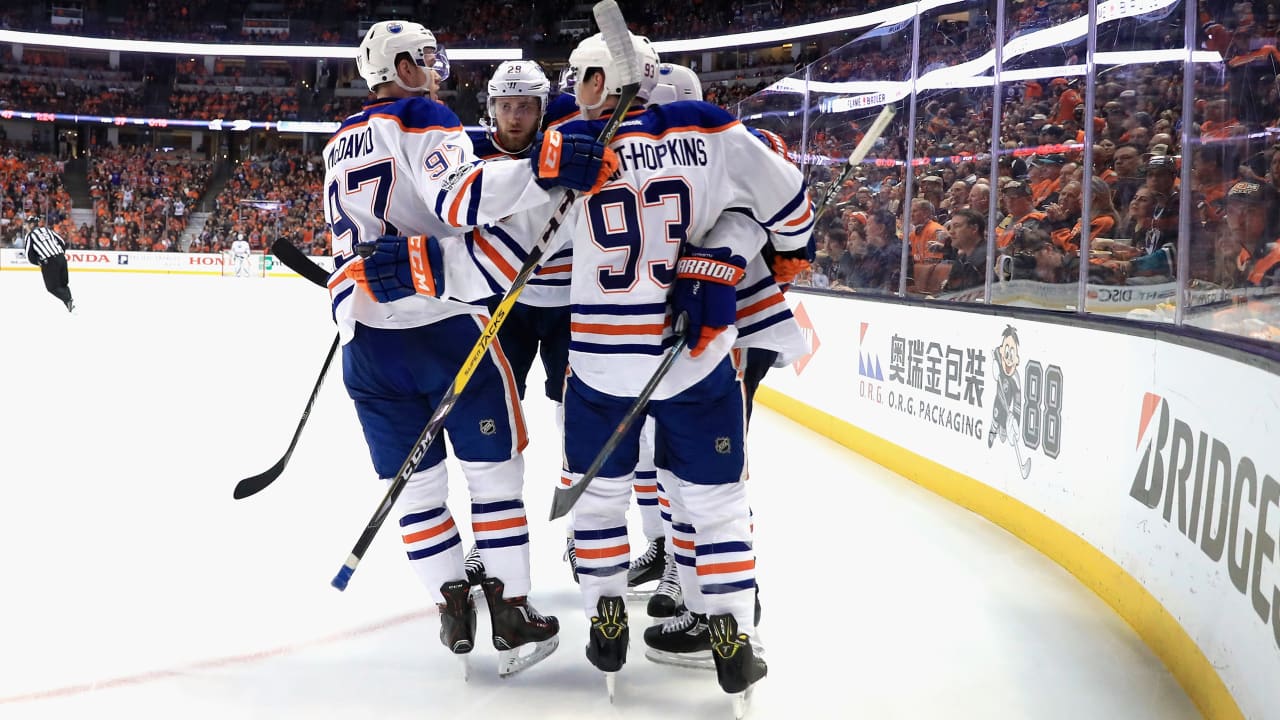 Oilers defeat Ducks in Game 1 with four points from Leon Daisaitl