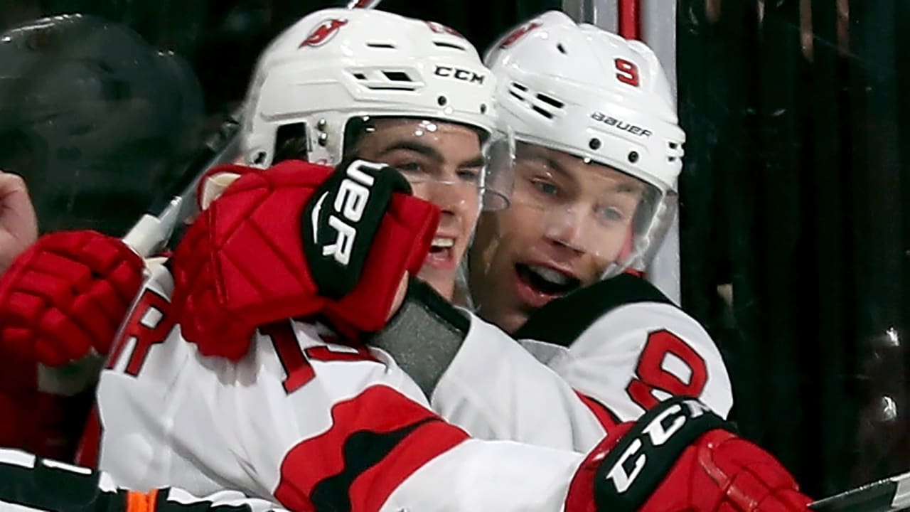New Jersey Devils Stomped in Second Period by Carolina Hurricanes