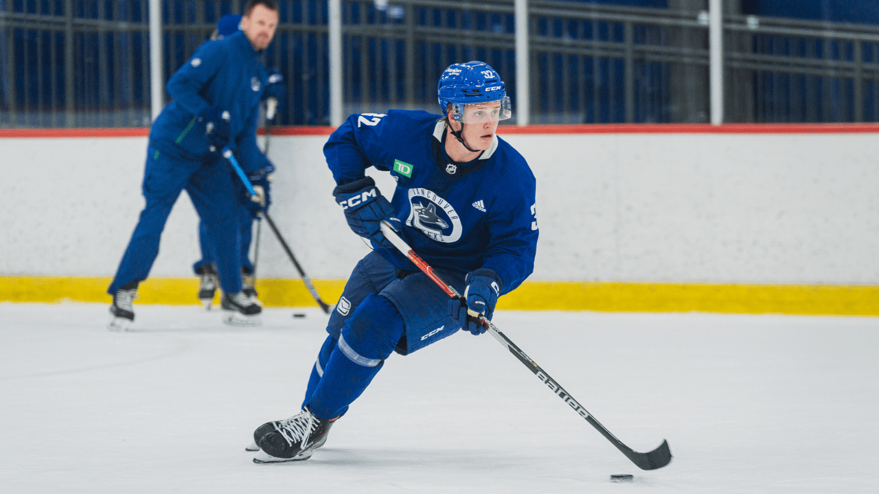 Building Blue: Elias Pettersson Ready To Be A Trusted Defender At His ...